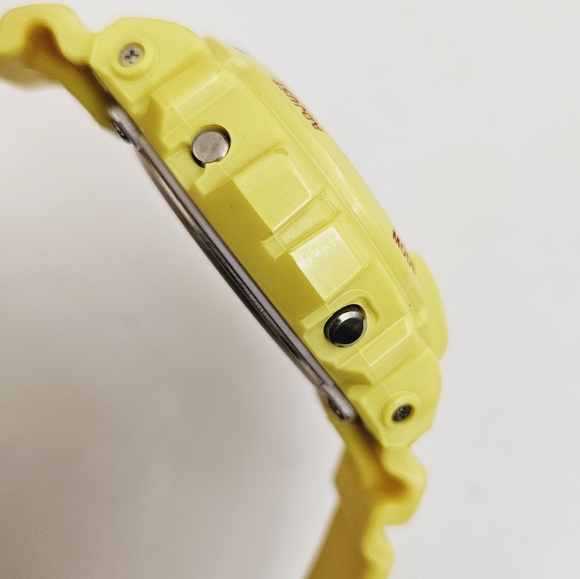 Rare CASIO G-SHOCK Watch Yellow Metallic Blue Third Eye W-6900PL - Picture 8 of 9